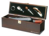 CONFEZIONE REGALO CON ACCESSORI VINO